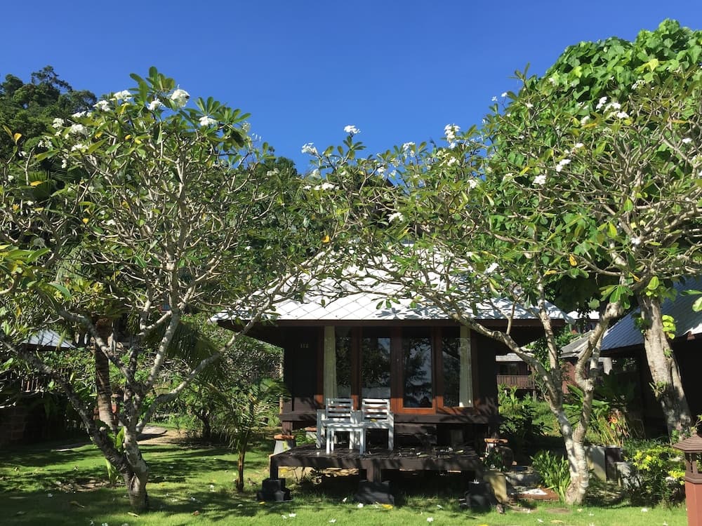 Koh Ngai Thanya Beach Resort photo 4