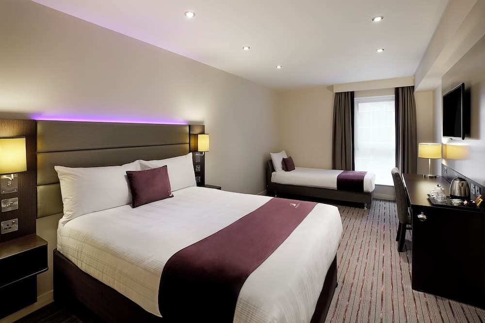 Premier Inn Southampton North photo 5