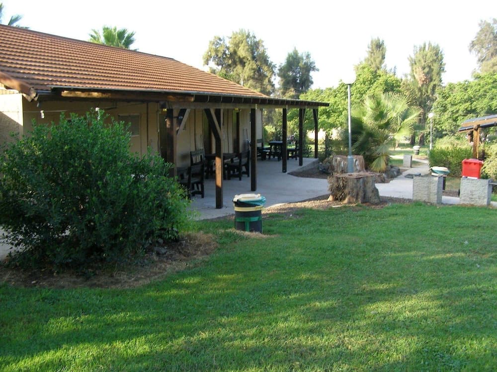Bakfar Country Lodging