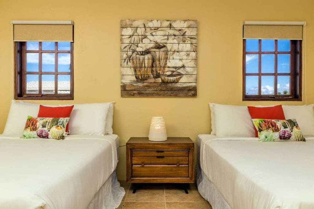 Large 5BR Villa With Private Pool Near Eagle Beach photo 9