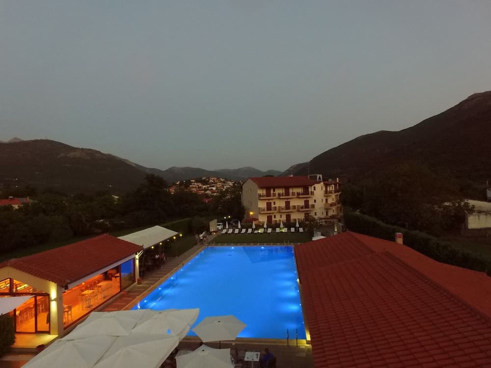 Mont Helmos Hotel photo 6