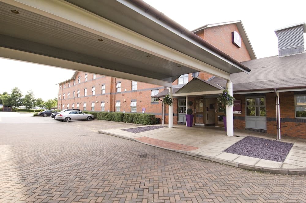 Premier Inn Sheffield - Arena photo 9