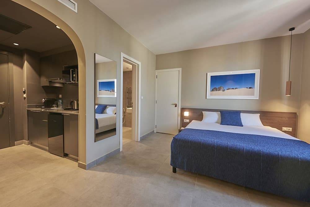 M Suite Hotel photo 6
