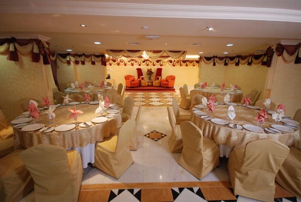 Al Bustan Hotel photo 7