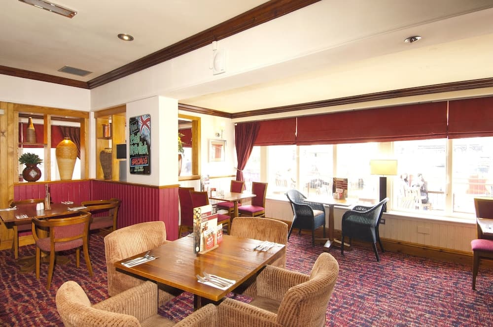 Premier Inn Huddersfield Central photo 5