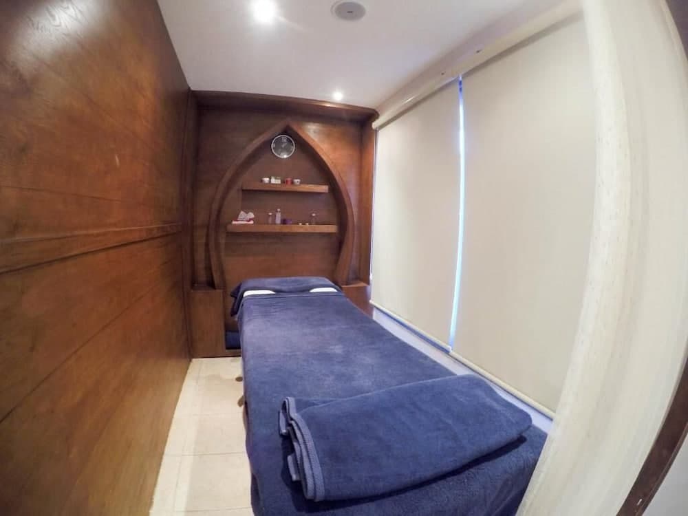 Lagoonie Lodge Hotel photo 6
