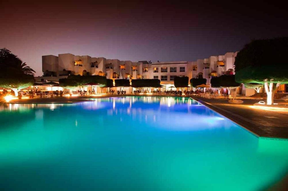 Hotel Les Pyramides