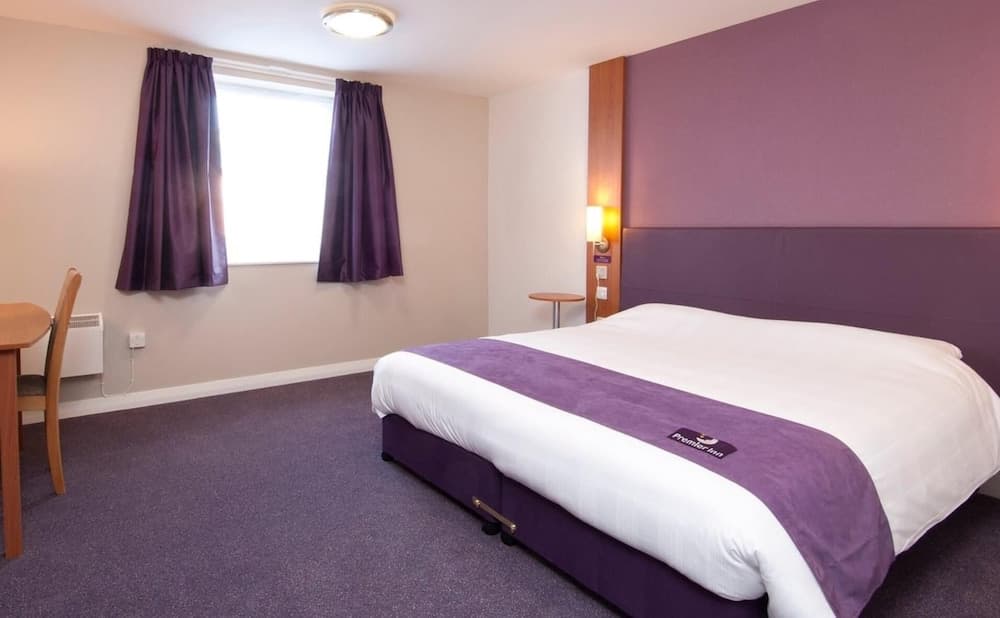 Premier Inn Sandhurst photo 3