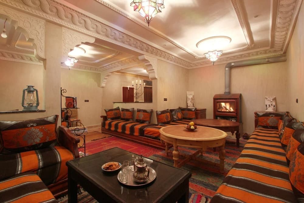 lounge