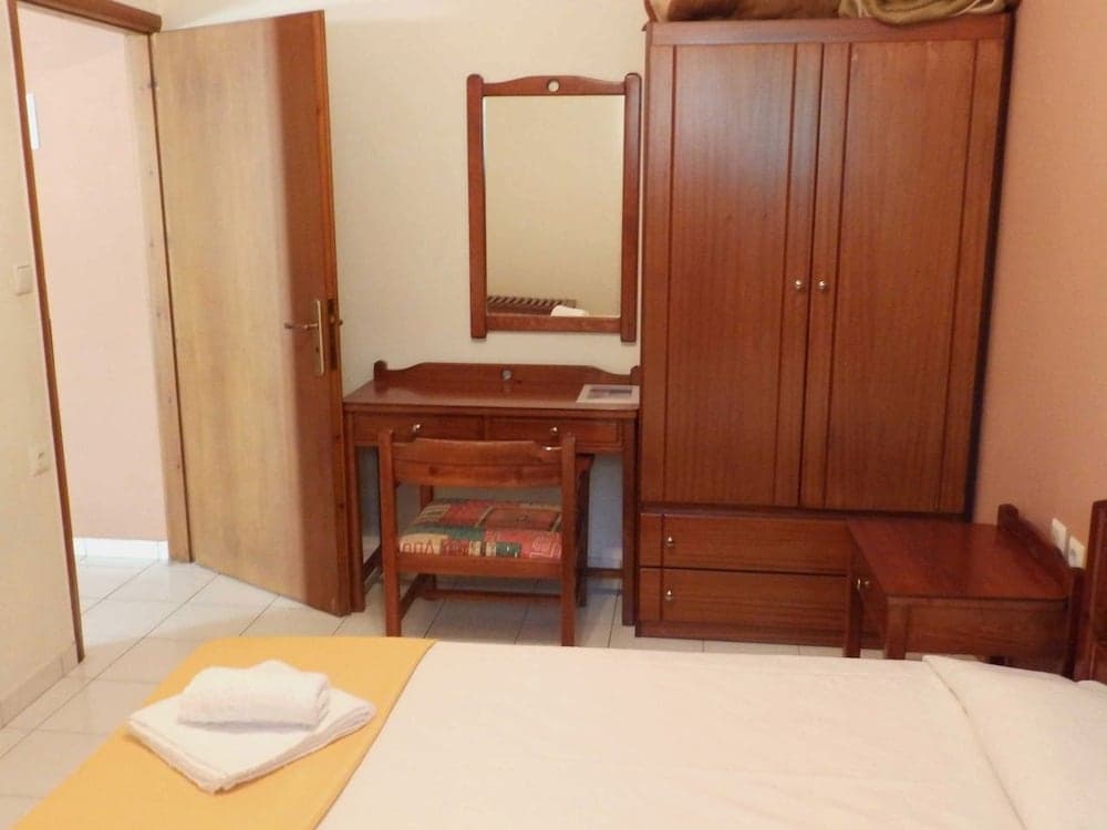 Alexandra Hotel photo 3