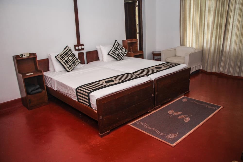Ancoombra Tea Estate Bungalow photo 6