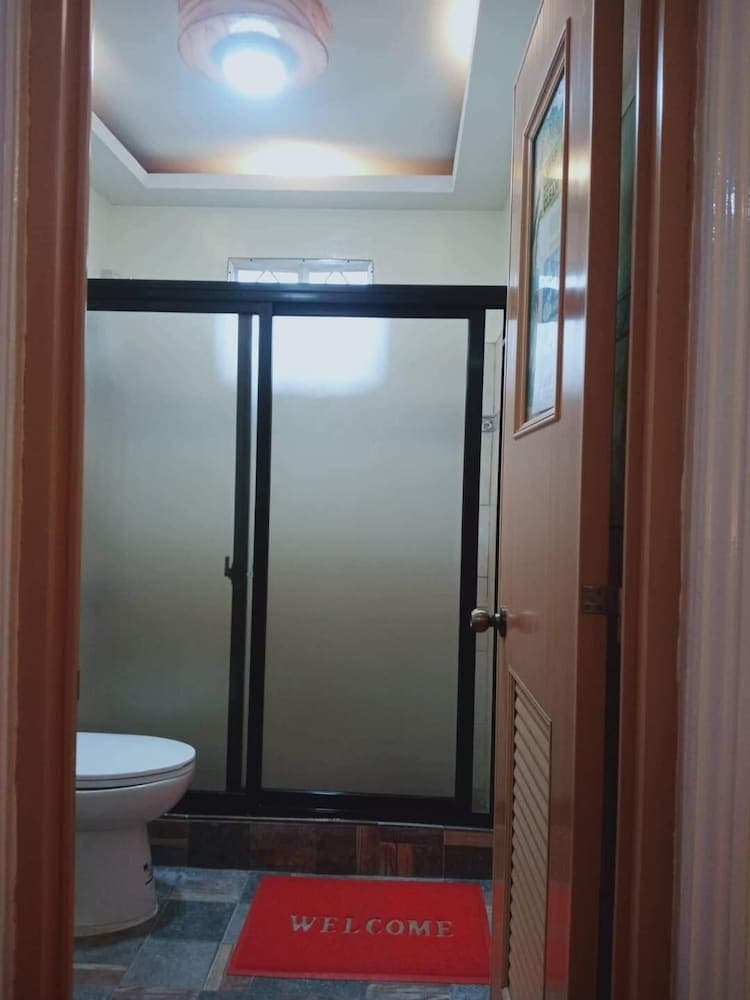 Tops Lodging House photo 3