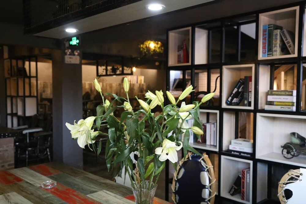 Guilin Lakeside Yige Hotel photo 8