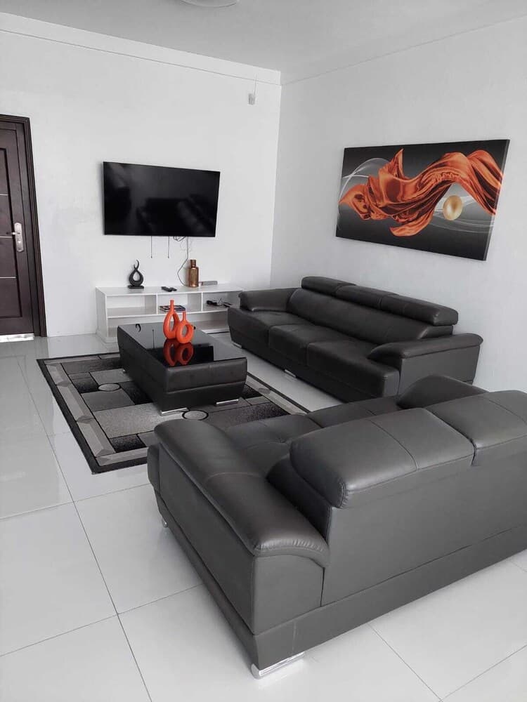 3Bd Luxury Villa Located in Prime Loc photo 9