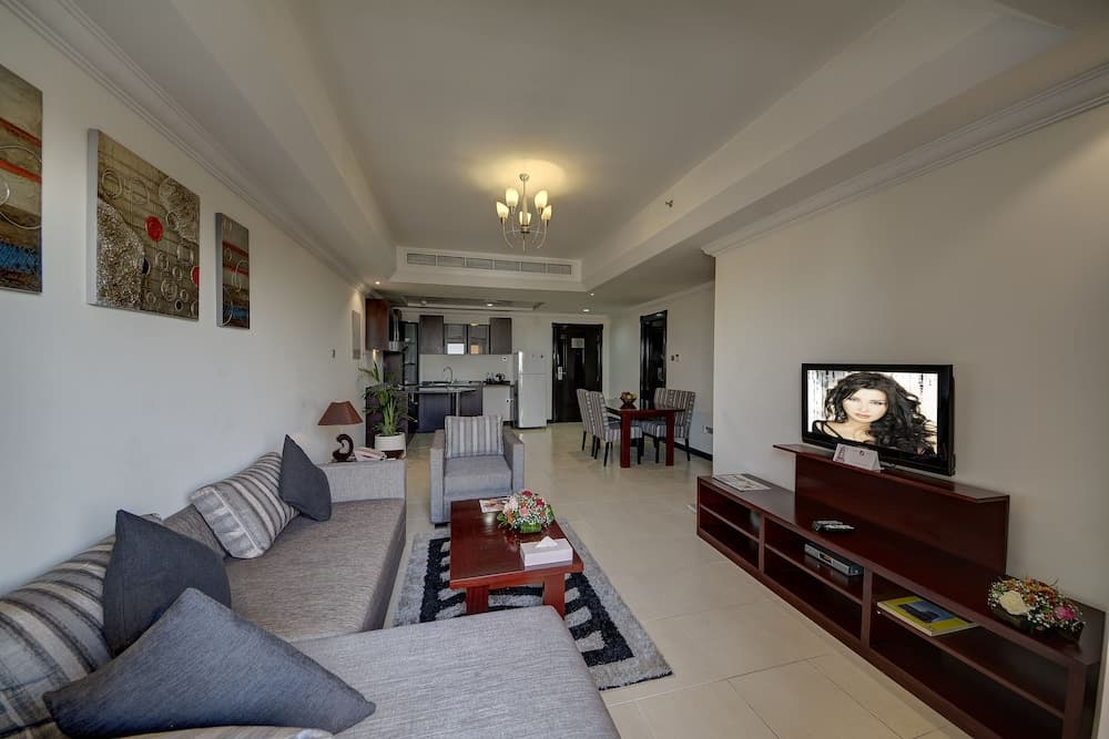 Ewan Ajman Suites Hotel photo 3