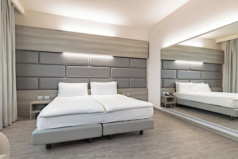 Just Hotel Saronno photo 3