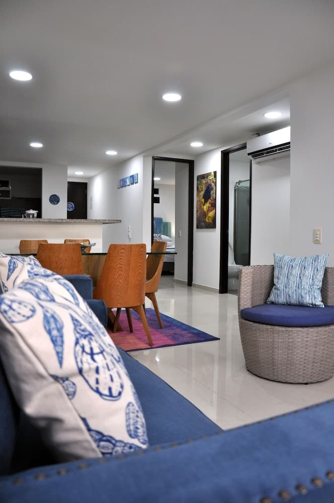 White Coral Apartasuite photo 6
