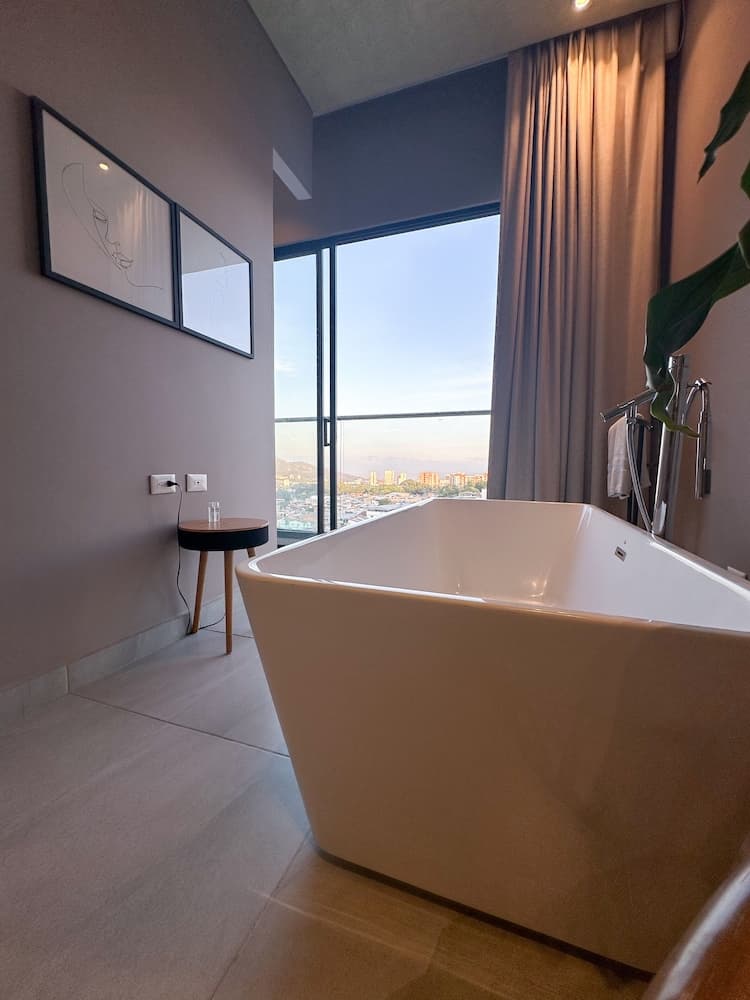 FR Hotel photo 7
