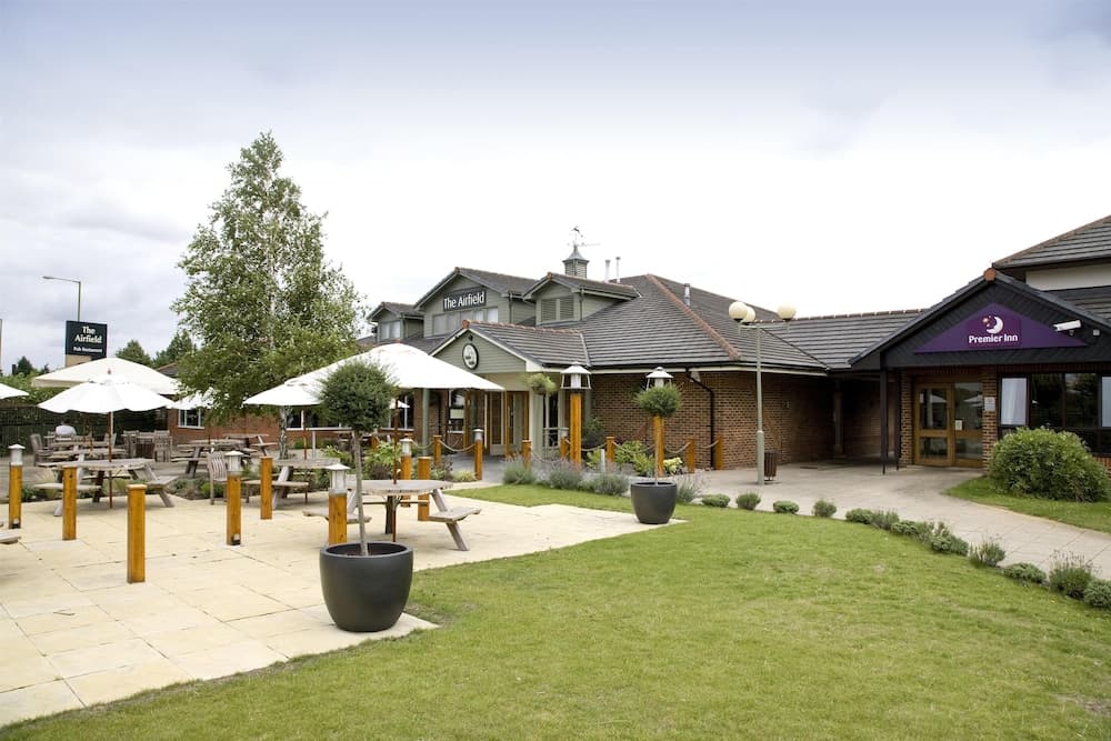 Premier Inn Hatfield photo 8