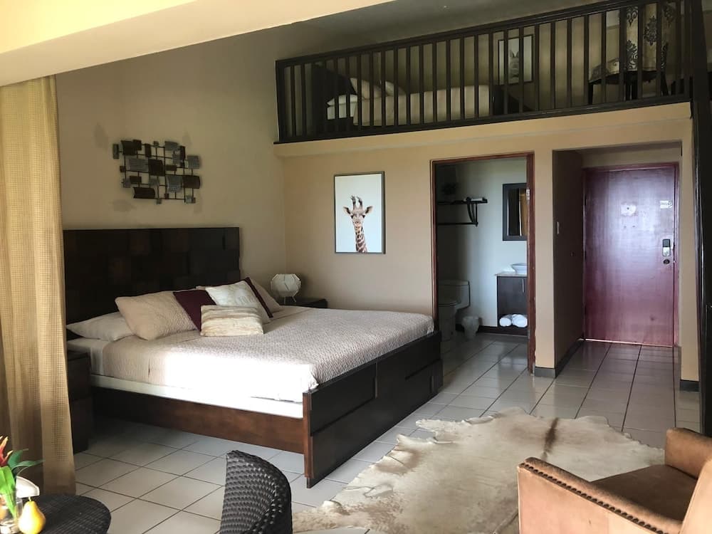 Mountain and Ocean View Lodge photo 2