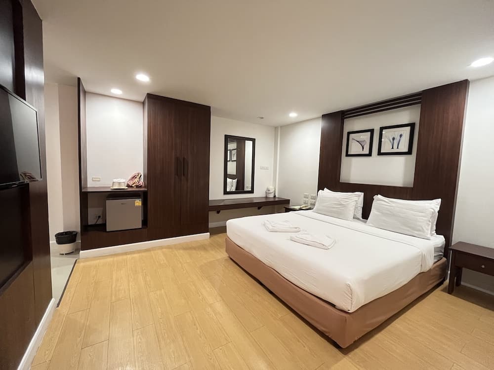 Laemchabang City Hotel photo 2