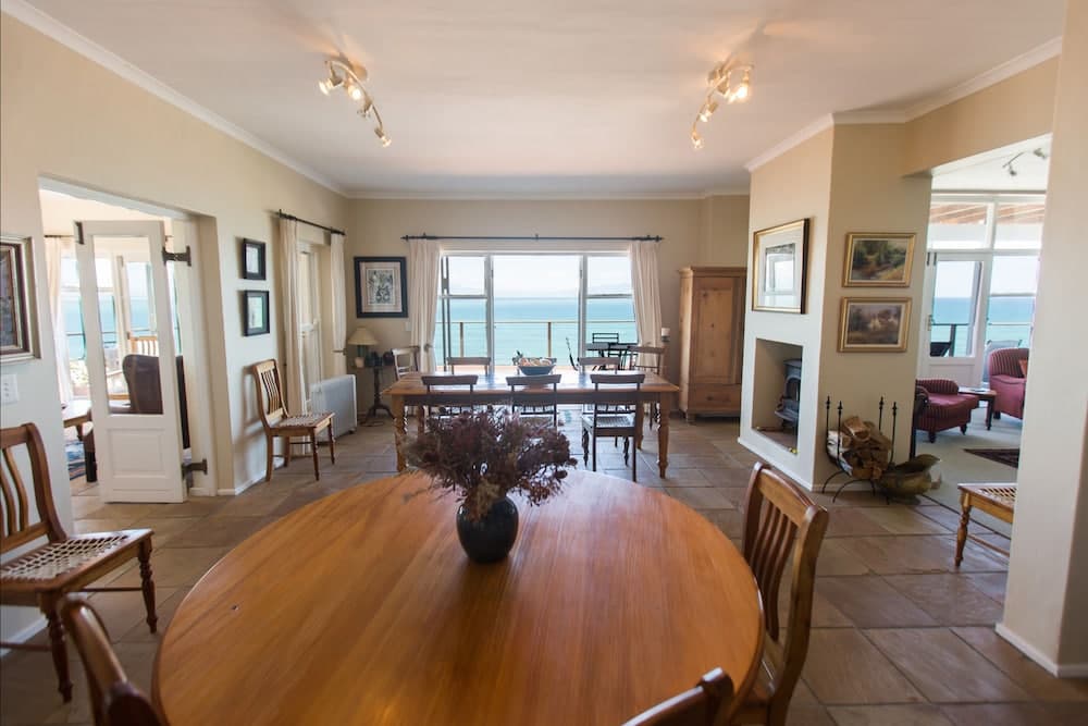 Moonglow Guest House photo 3