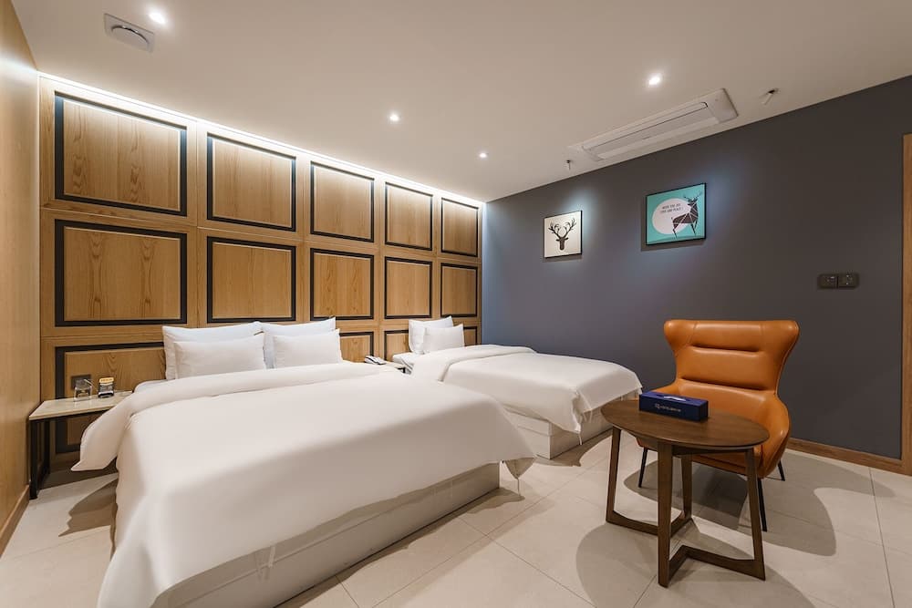 Hotel Millennium photo 7