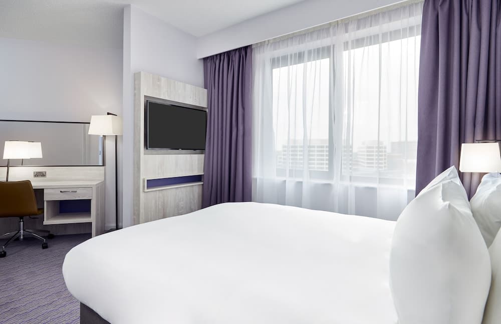 Leonardo Hotel Swindon photo 7