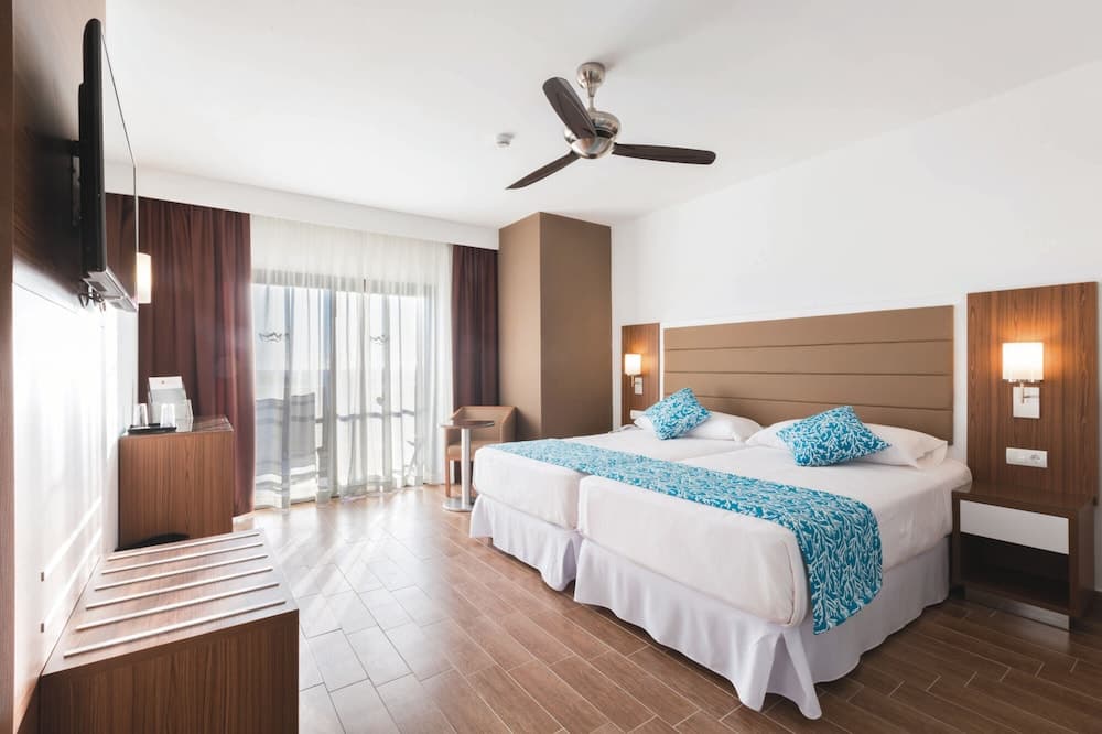 Hotel Riu Bravo - 0'0 All Inclusive photo 9