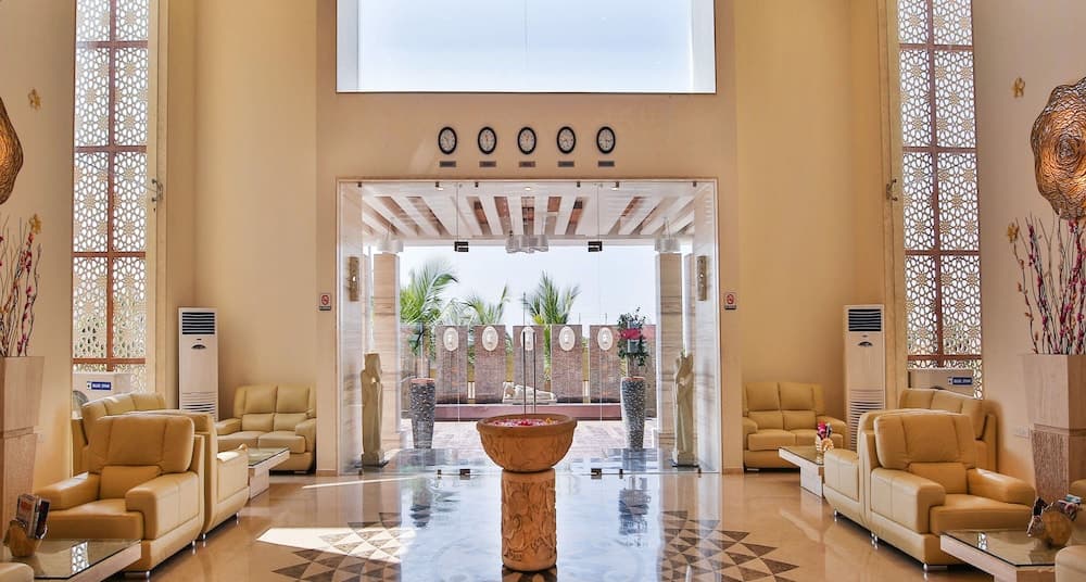 Club Mahindra Dwarka photo 8