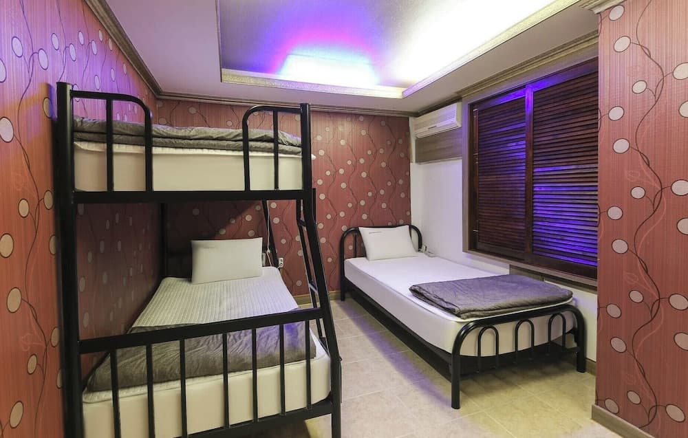 Brown Hotel photo 2