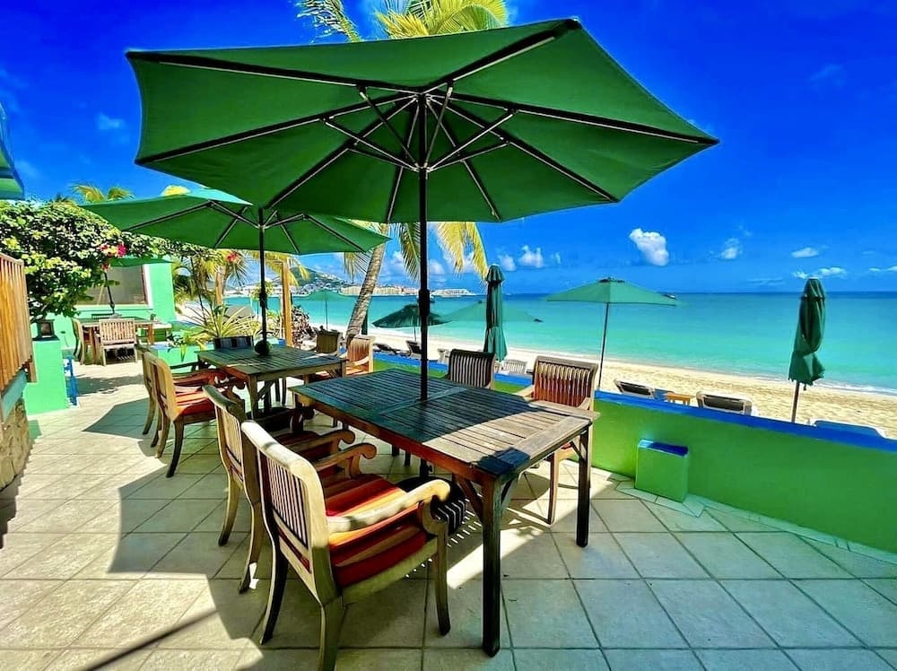 Azure Hotel and Art Studio photo 7