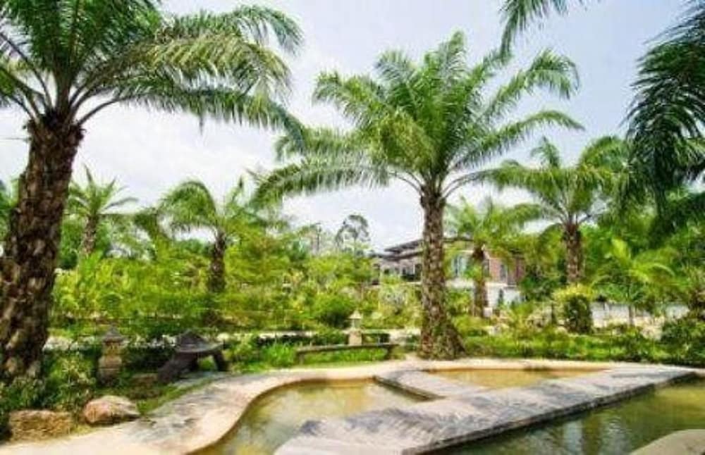 Nattha Waree Hot Spring Resort and Spa photo 3