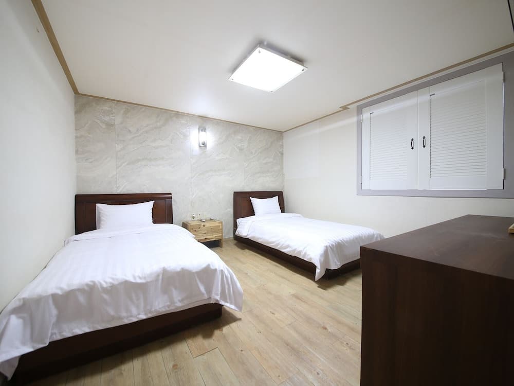 BOBOS HOTEL photo 3