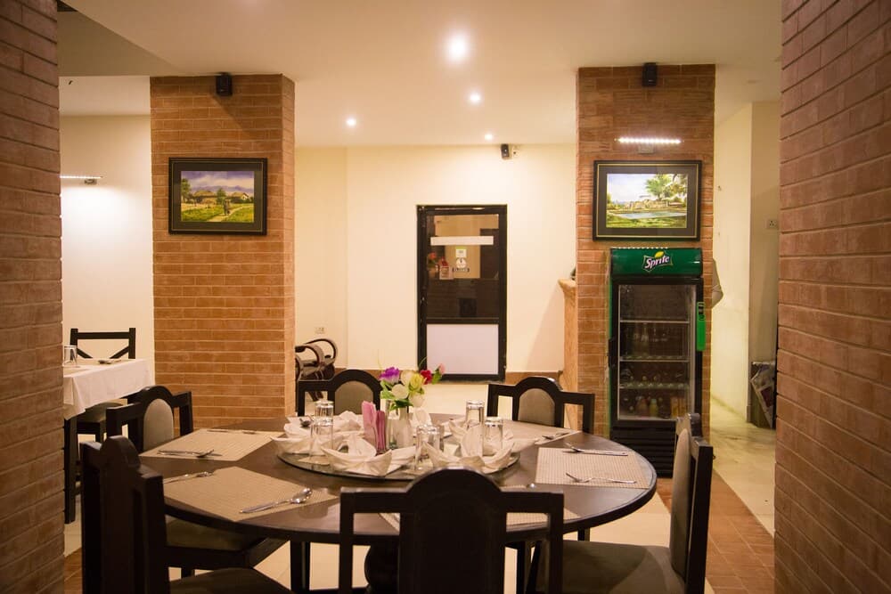Hotel Ananda Inn photo 9