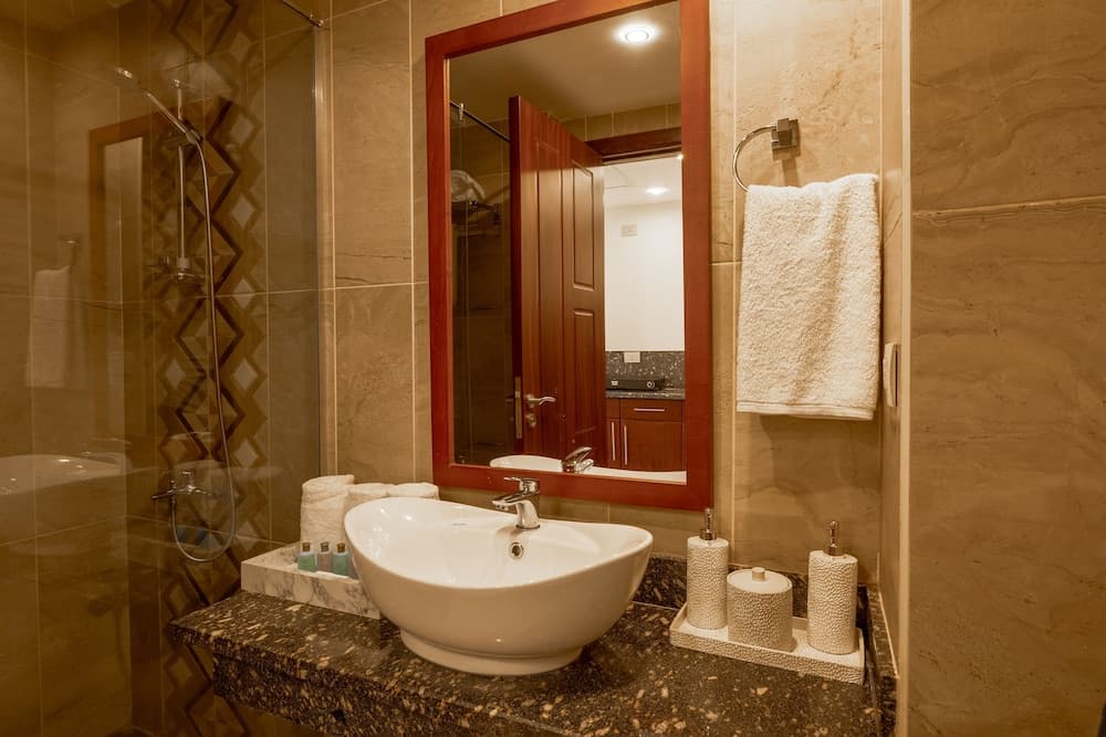 Oyster Bay Beach Suites photo 5