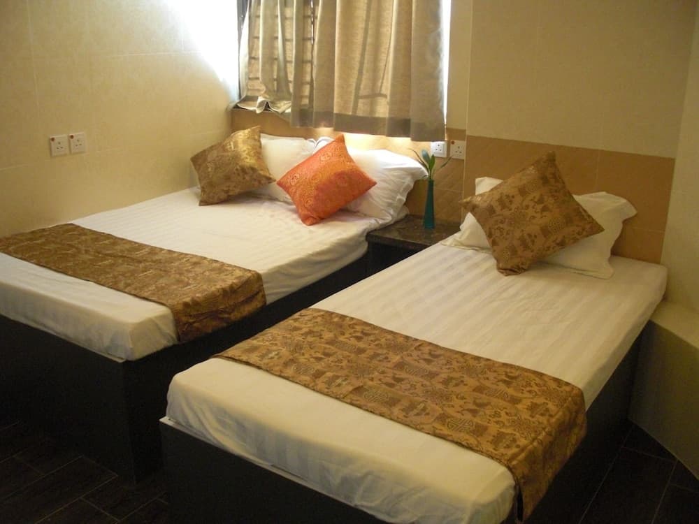 Dynasty Commercial Hotel photo 4