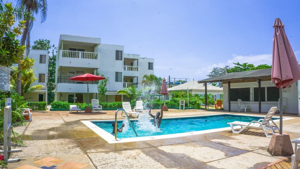 Negril Beach Club photo 4
