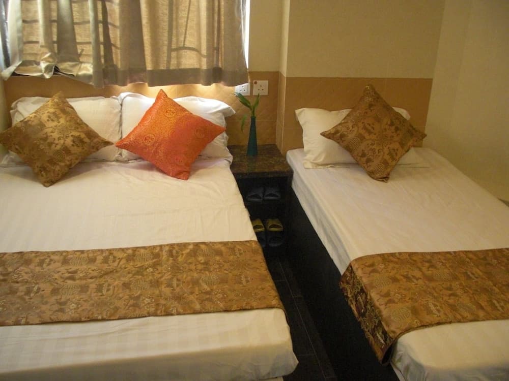 Dynasty Commercial Hotel photo 9