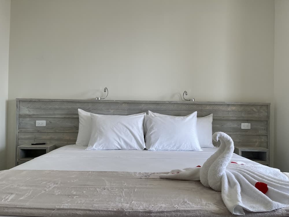 The Cove - Condo Hotel - Perfect Location photo 8