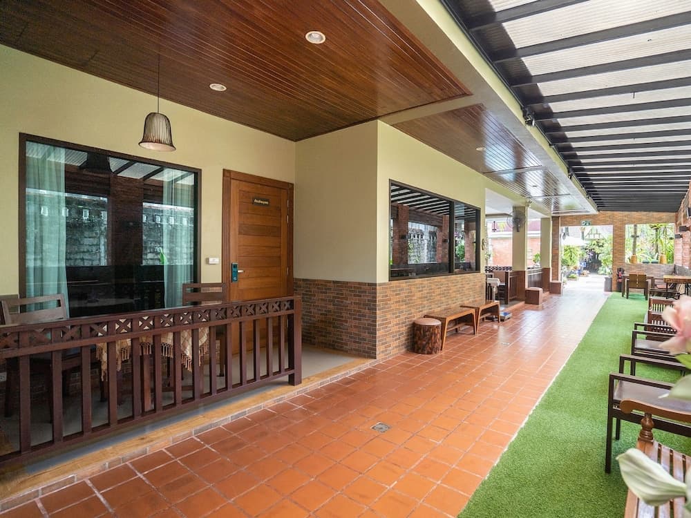 Baan Sailom Resort photo 3