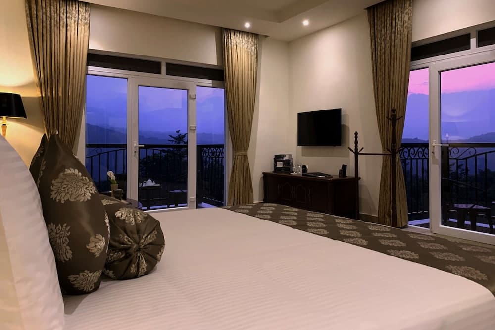 Montrose Golf Resort & Spa photo 2