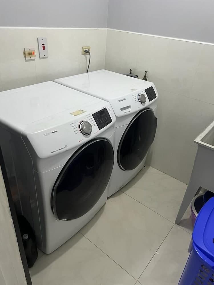 Impeccable 2-bed Apartment in Kingston With Pool photo 9