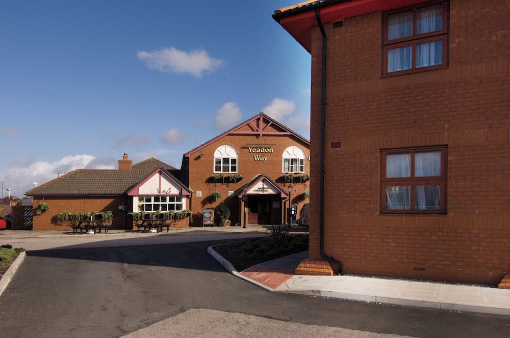 Premier Inn Blackpool - Beach photo 6