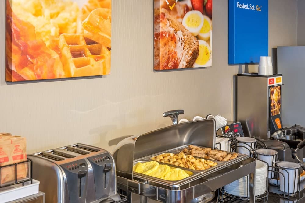 Comfort Inn Boucherville photo 8
