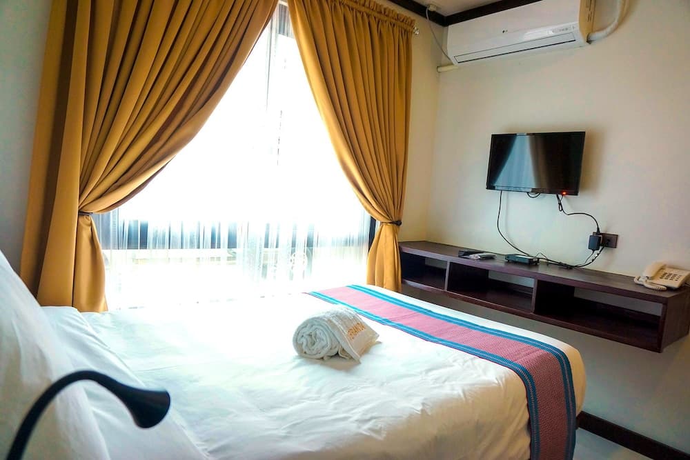 Veranda Suites and Restaurant photo 2