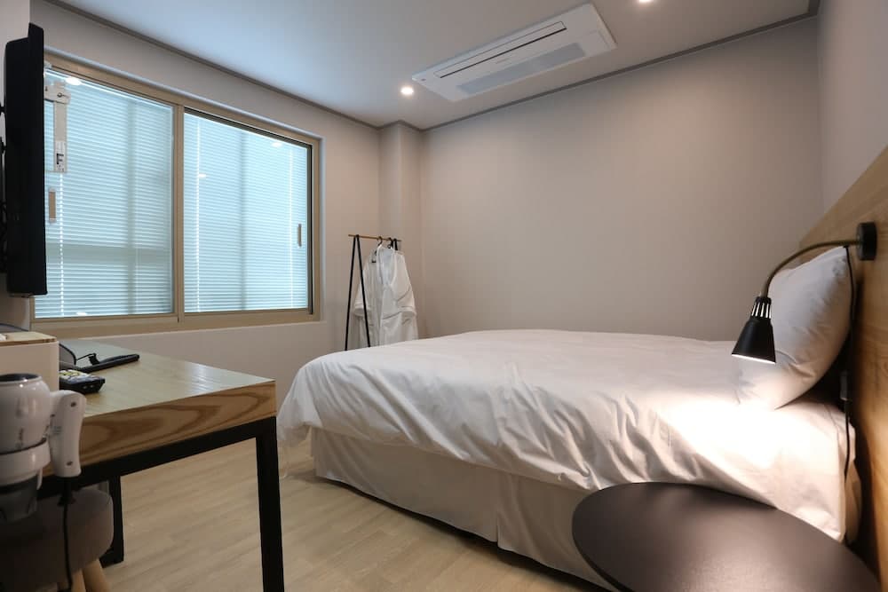 Hotel R Gangneung photo 9