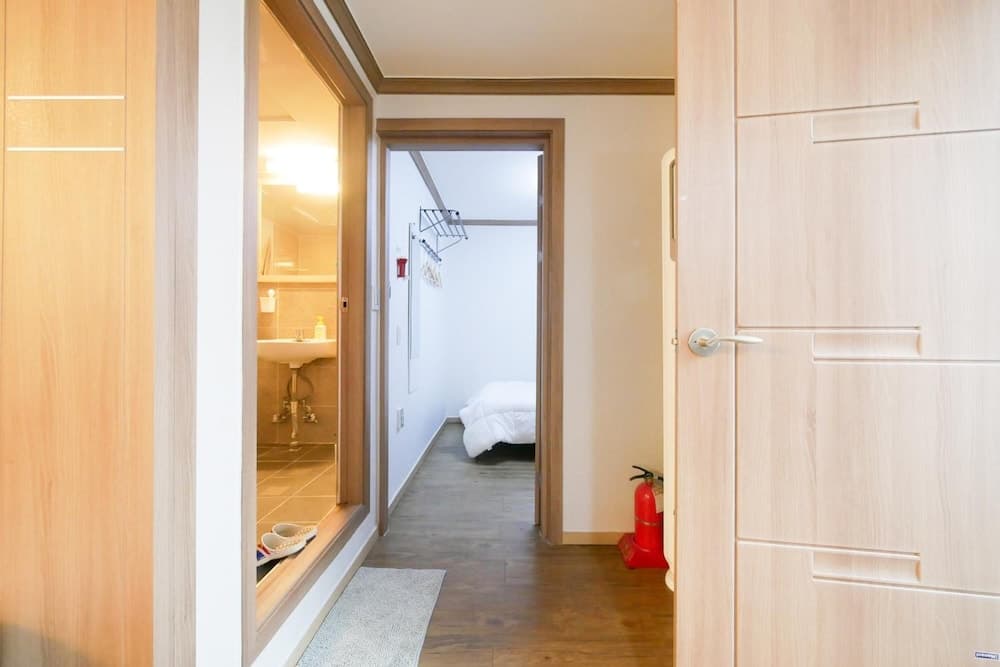 Liz's House - Hostel photo 2
