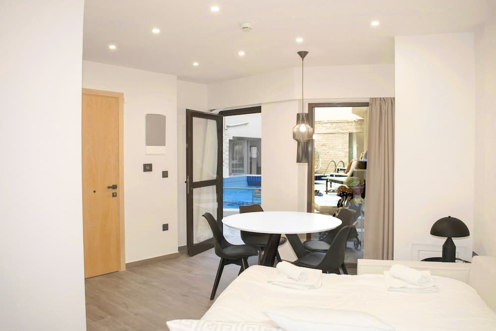 Elina Hotel Apartments photo 3