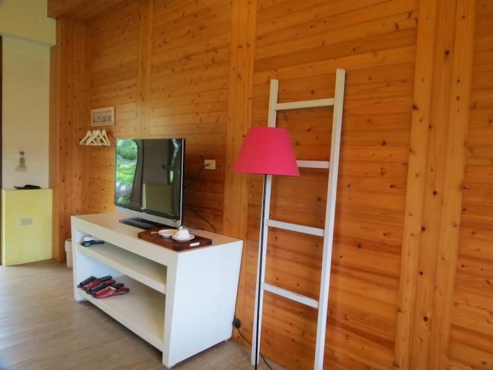 DeerStar Meihua Lake B&B photo 2